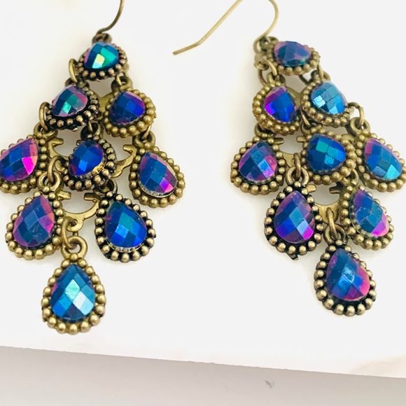 Anthropologie UO peacock Light Chandelier Earrings - Picture 3 of 6